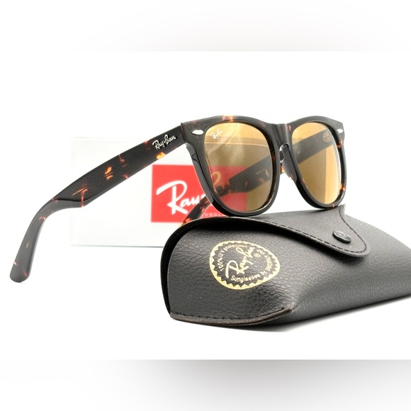 Ray-Ban Brown Sunglasses Classic Accessories - Picture 16 of 16